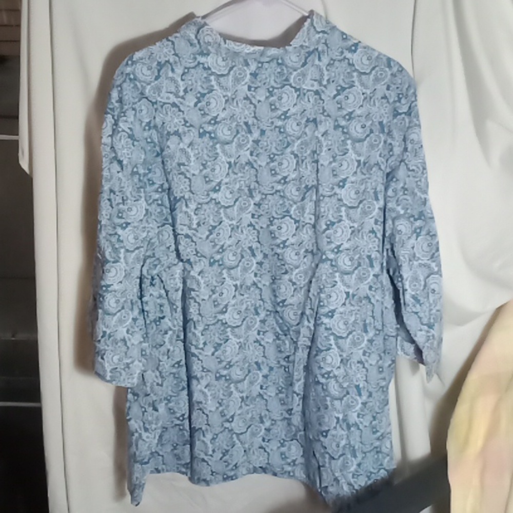 Button down plus size top - Picture 3 of 10